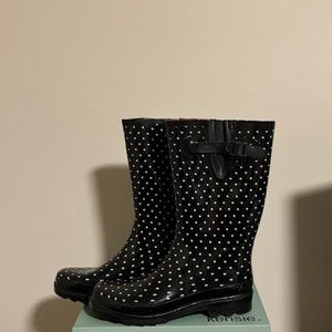 NWOT Women's Rain Boots Rubber Waterproof Mid Calf Size 9